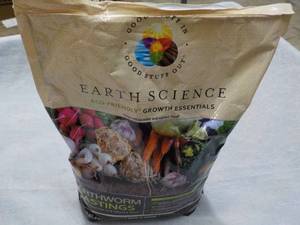 lot 144 image: 4 lb. Bag Earth Science Natural Pla...
