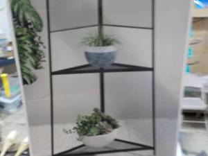 lot 153 image: Modern Flower Shelf...