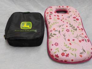 lot 165 image: Garden Kneeler and John Deere Coole...