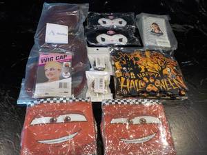 lot 93 image: Random Lot Wigs, Halloween Dcor, ...