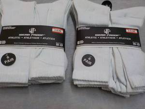 lot 190 image: 12 pair White Wear Proof Athletic S...
