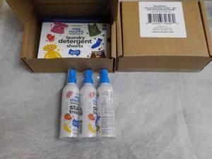 lot 246 image: 2 Miss Mouths Messy Eater Stain Tr...