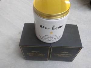 lot 281 image: 3 Sunsuper 7 oz Lavendar Scented Ca...