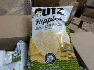 lot 297 image: Case of 14 UTZ 7.75 oz Bags Fried D...