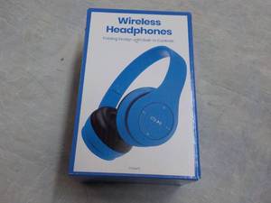 lot 326 image: Wireless Headphone...