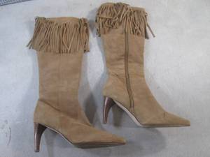 lot 15 image: (BSB) Pair of Suede Fringed Knee-Hi...