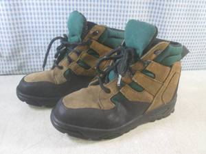 (BS) Pair of Land's End Boots Size ...