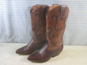 lot 23 image: (BS) Pair of Nine West Cowboy Boots...