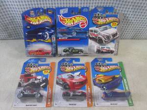 lot 251 image: (EC1) Assorted Hot Wheels in Packag...