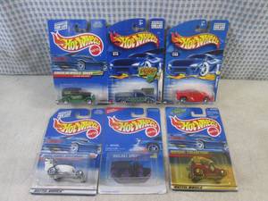 lot 252 image: (EC1) Assorted Hot Wheels in Packag...
