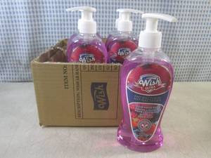 lot 260 image: (CSB) 6 Bottles of Berry Medley Liq...