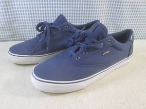 lot 43 image: (CSB) Pair of Lugz Sneakers Size Me...
