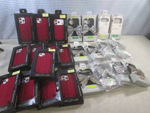 lot 65 image: (EW3) Assorted iPhone Cases for Ass...