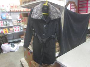 lot 93 image: (BR1) Calvin Klein Womens Wool-Ble...