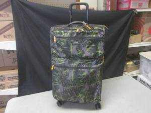 lot 101 image: (EW3) Large Lucas Lightweight Expan...