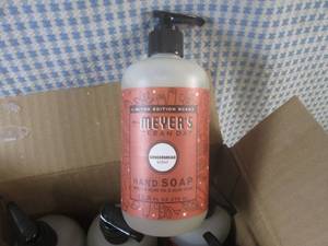 lot 133 image: (BS) 6 Bottles of Gingerbread Scent...