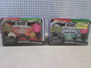 lot 158 image: (EC1) 2 New Star Wars Doorables Wid...