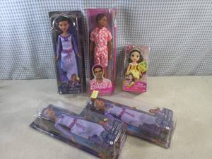 lot 161 image: (BSB) 5 New Dolls ...