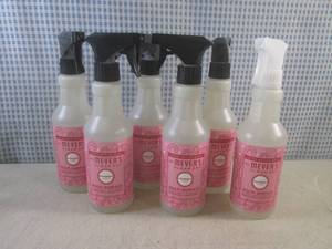 lot 165 image: (EC1) 6 Spray Bottles of Peppermint...