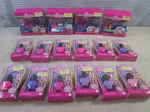 lot 168 image: (EW4) Assorted Mini Barbie Land...