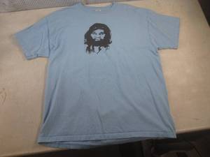 lot 174 image: (BR1) Geico Caveman T-Shirt Size XL...