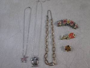 lot 178 image: (CNTR) 3 Necklaces 3 Brooches...