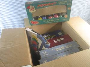 lot 187 image: (A-1) Assortment of Christmas Light...