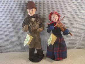 lot 189 image: (D-3) Pair of Christi Character Dol...