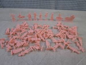 lot 190 image: (FS) Large of Assorted Vintage Mini...