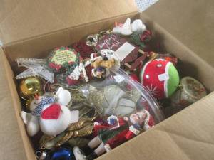 lot 202 image: (F-3) Box Full of Assorted Christma...