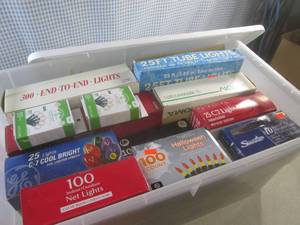 lot 209 image: (EW6) Tote Full of Christmas Lights...