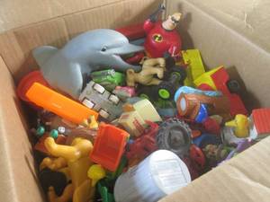 lot 224 image: (BR1) Box Full of Small Toy Figures...