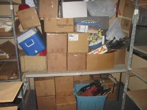 lot 230 image: (RMT) Large Lot of Assorted Unclaim...