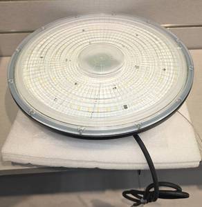 High Bay Light with Wireless Transmitter