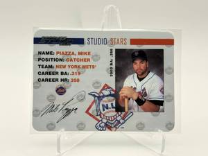 2004 Donruss Studio Stars Insert Card Mike Piazza