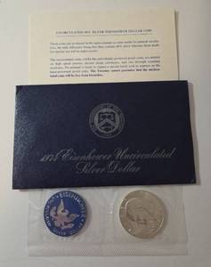 lot 17 image: 1974 Eisenhower Ike Dollar - Blue Label - 40% Silver