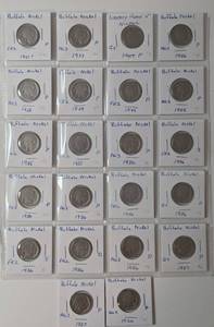 lot 51 image: 1920-1937 Buffalo Indian Head Nickels - 21 Coins and 1907P Liberty Head V Nickel - 1 coin