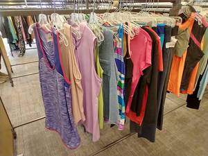(21) Pieces Ladies Size S Athletic Wear