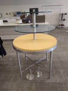 3-Tiered Display ShelfTable