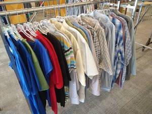 (24) Mens Size XL-4XLT Shirts