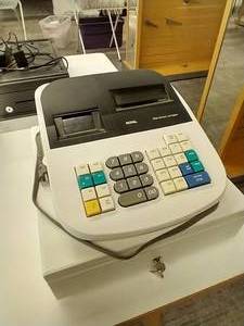 Royal 435dx Electronic Cash Register with Cash Drawer