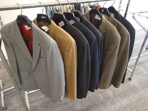 (8) Mens Size XL Suit Coats