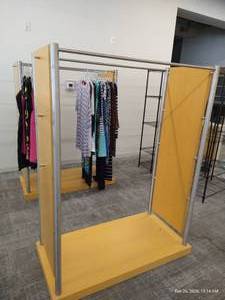 Rolling Dress Display Rack with Locking Wheels