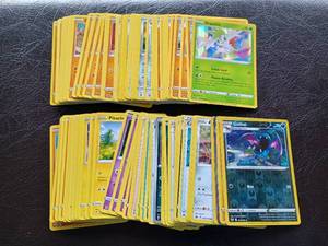 (100) Pokemon Cards