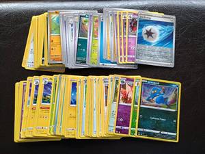 (100) Pokemon Cards