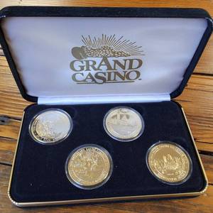 lot 127 image: Grand Casino Gilded Coin Collection Split Rock & Minneapolis Skyline & State Capital & Monument