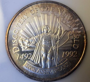 lot 122 image: One Ounce 99.9% silver bullion � 1492-1992 500th Anniversary � �Voyage that changed the world�