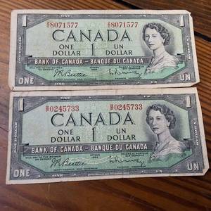 lot 129 image: Vintage Bank of Canada One Dollar Circulated Bank Notes  1954 featuring Queen Elizabeth II