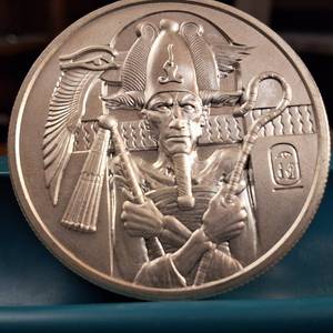 lot 176 image: Incredible 2 Troy oz .999 Fine Silver Bullion Specialty Coin  Egyptian Motiff