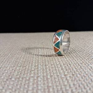 lot 64 image: Sterling silver Turquoise & Coral Composite Ring - Size 7 � 7.25  Weight of 3.9 grams